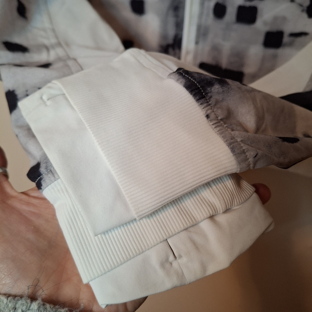 VEUC lululemon Swift Bomber Jacket - Picture 3 of 3